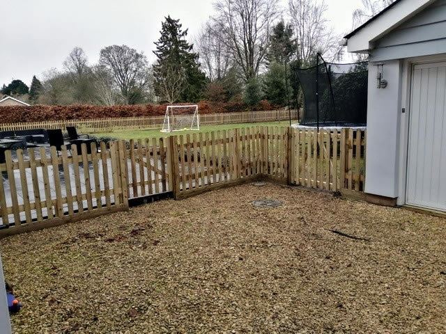 Picket fencing for Wallingford garden